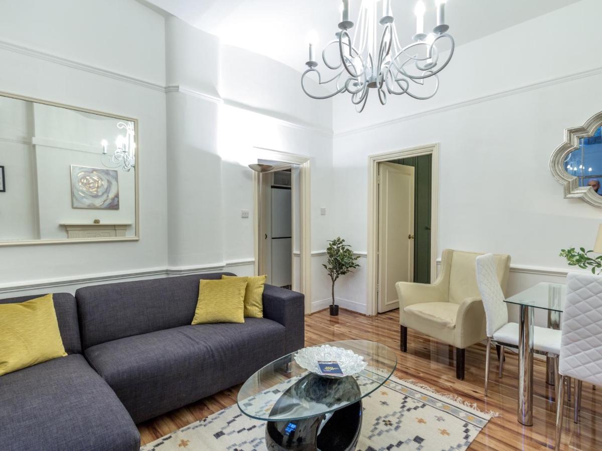 Comfortable One Bed In Central Daire Londra Dış mekan fotoğraf
